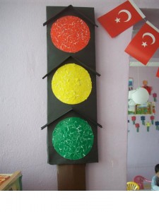 Traffic lights craft for preschoolers  funnycrafts