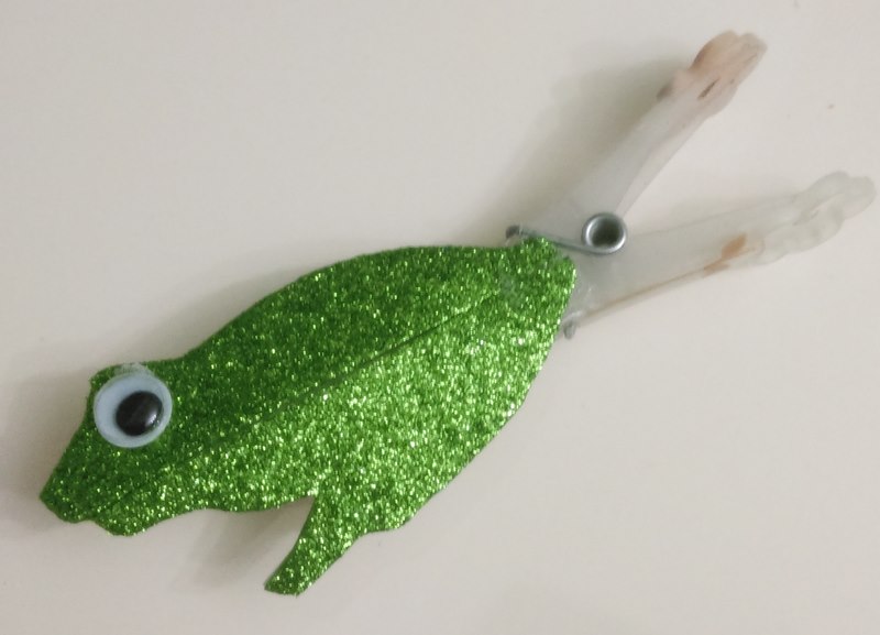 clothespin-frog-craft