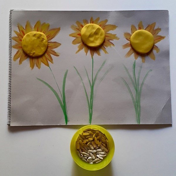 play-dough-sunflower-craft